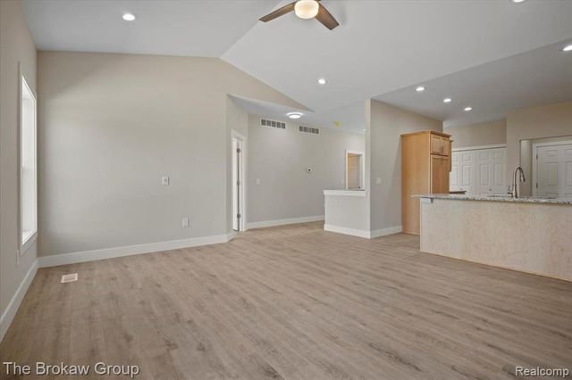 3371 Meadowridge Court, Davison, MI 48423