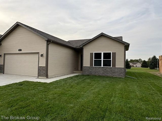 3371 Meadowridge Court, Davison, MI 48423