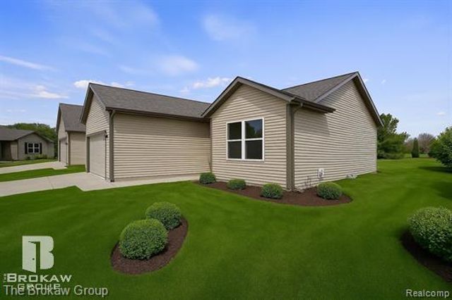3371 Meadowridge Court, Davison, MI 48423