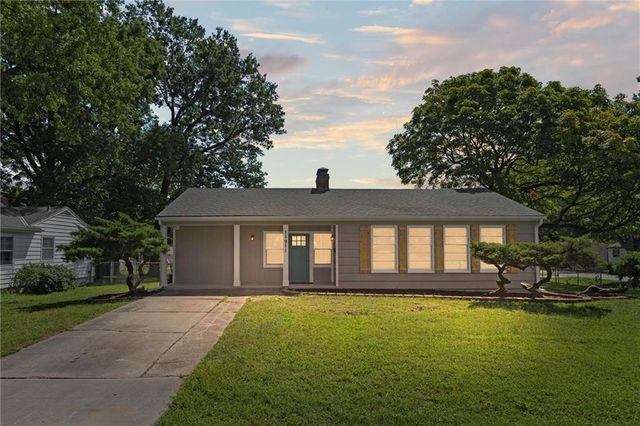 11911 E 44th Street, Kansas City, MO 64133