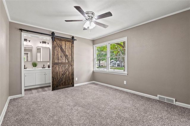 11911 E 44th Street, Kansas City, MO 64133