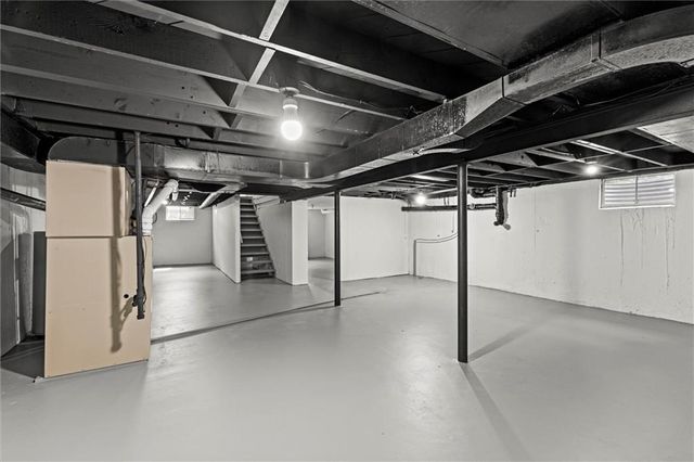 11911 E 44th Street, Kansas City, MO 64133