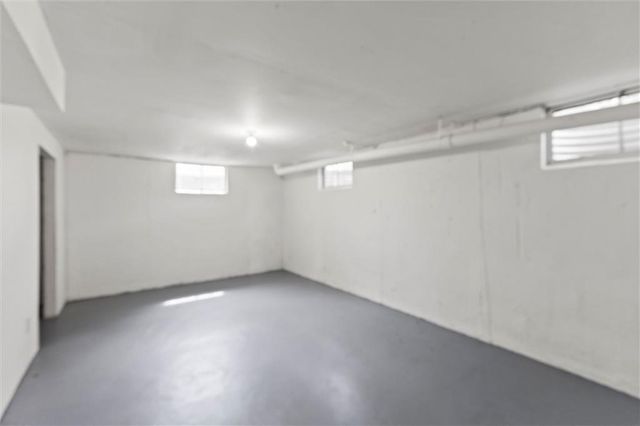 11911 E 44th Street, Kansas City, MO 64133