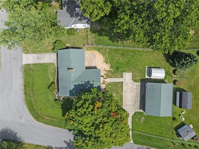 11911 E 44th Street, Kansas City, MO 64133