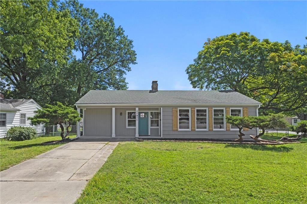 11911 E 44th Street, Kansas City, MO 64133