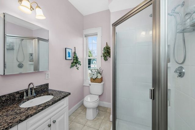 8 Parker Rd 5, Wakefield, MA 01880