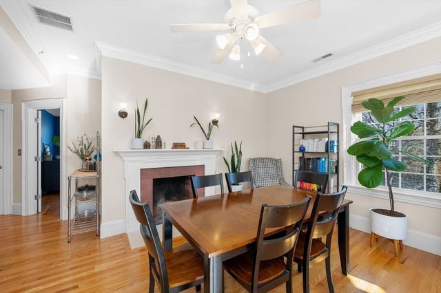 8 Parker Rd 5, Wakefield, MA 01880