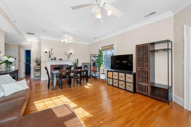 8 Parker Rd 5, Wakefield, MA 01880