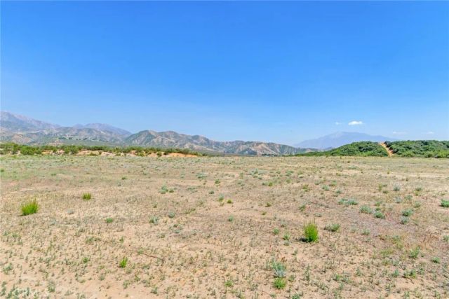39540 Hidden Heights, Yucaipa, CA 92399