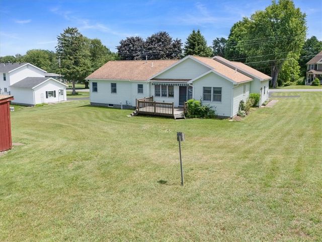 7587 Salmon Creek Road, Williamson, NY 14589