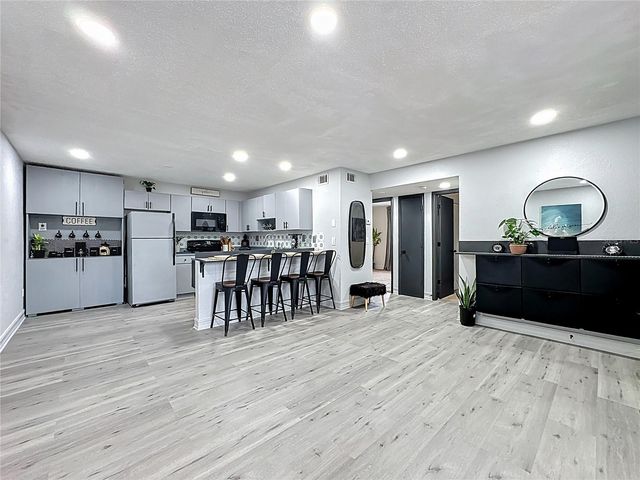 21027 VOYAGER BOULEVARD 3, Land O Lakes, FL 34638