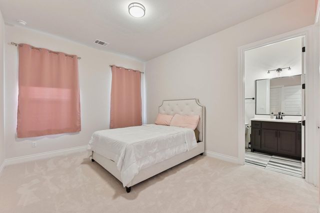 222 Rio Ranchero RD, Georgetown, TX 78628