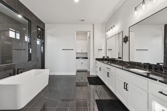 222 Rio Ranchero RD, Georgetown, TX 78628