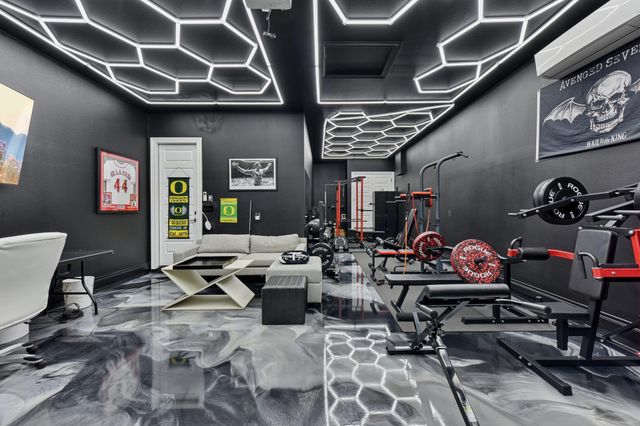 222 Rio Ranchero RD, Georgetown, TX 78628