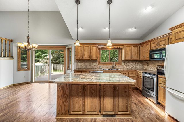 14284 Zilla Street NW, Andover, MN 55304
