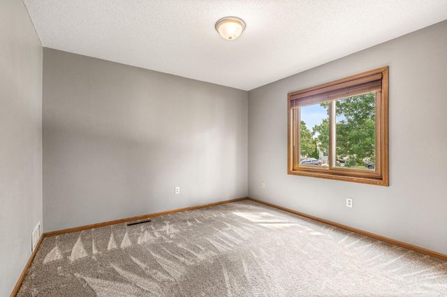 14284 Zilla Street NW, Andover, MN 55304