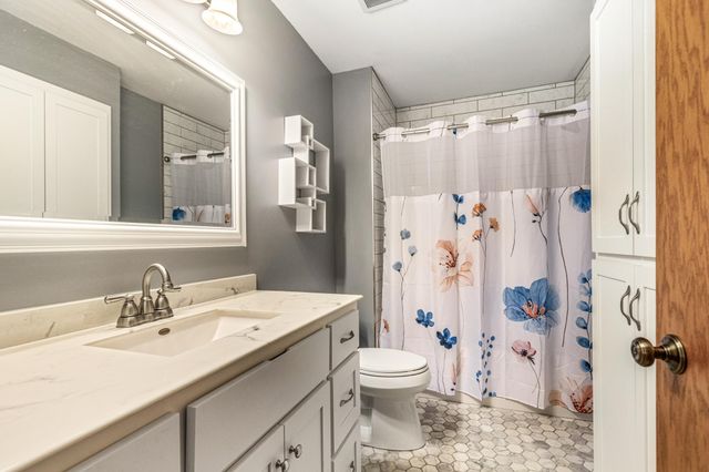 14284 Zilla Street NW, Andover, MN 55304