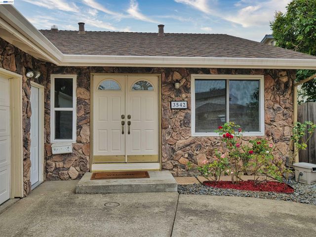 3542 Surry Pl, Fremont, CA 94536