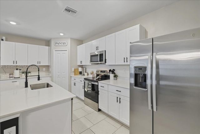 19771 Garden Ridge Ct, Other City - In The State Of Florida, FL 33936