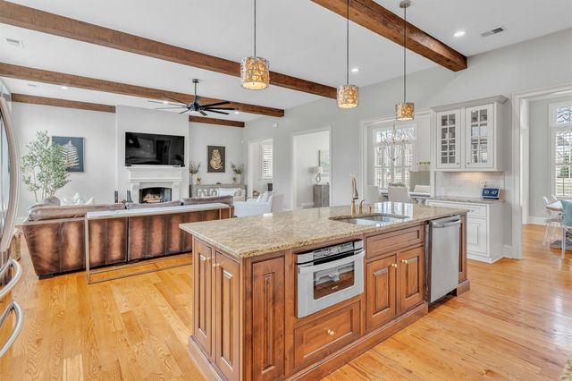 528 ALTHEA LN, Collierville, TN 38017