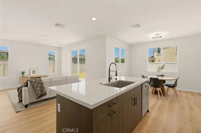 5855 Persepolis Ct., Riverside, CA 92505