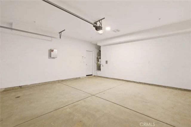 5855 Persepolis Ct., Riverside, CA 92505