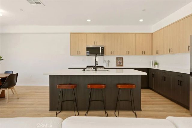 5855 Persepolis Ct., Riverside, CA 92505