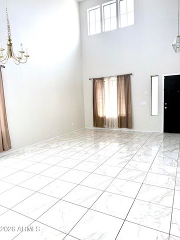 2326 W GABY Road, Phoenix, AZ 85041