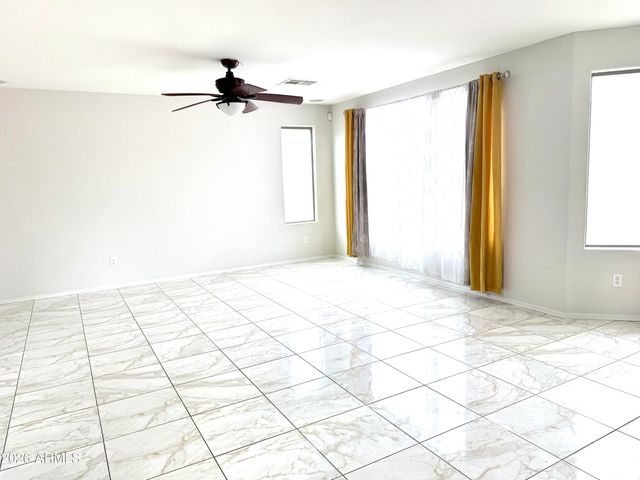 2326 W GABY Road, Phoenix, AZ 85041