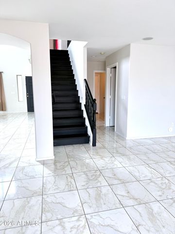 2326 W GABY Road, Phoenix, AZ 85041
