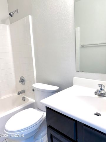 2326 W GABY Road, Phoenix, AZ 85041