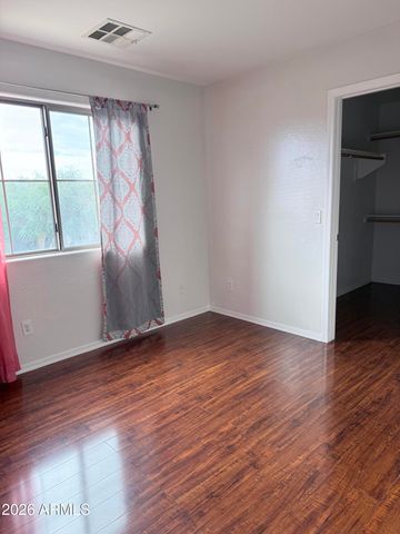 2326 W GABY Road, Phoenix, AZ 85041