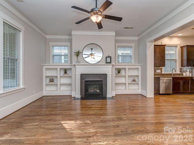 1427 Tippah Park Court, Charlotte, NC 28205