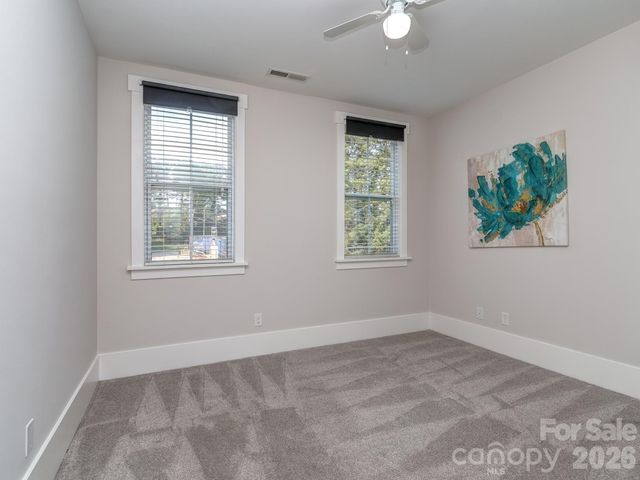 1427 Tippah Park Court, Charlotte, NC 28205