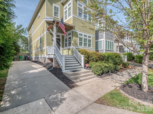 1427 Tippah Park Court, Charlotte, NC 28205