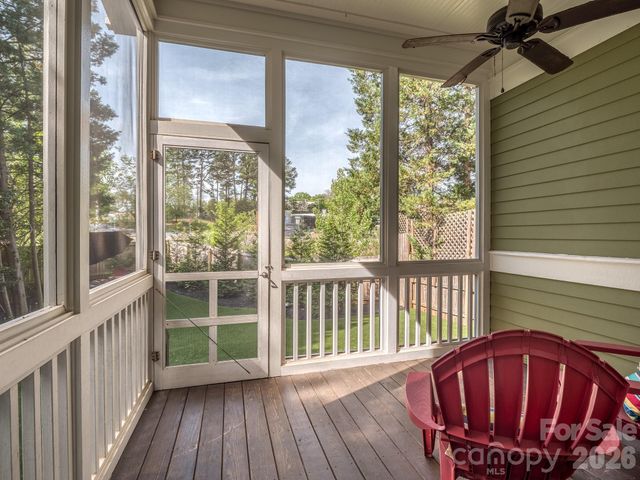 1427 Tippah Park Court, Charlotte, NC 28205