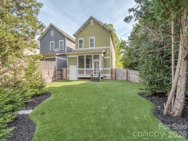 1427 Tippah Park Court, Charlotte, NC 28205