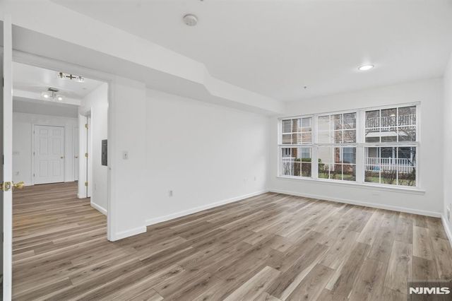 116 Chariot Court 116, Piscataway, NJ 08854