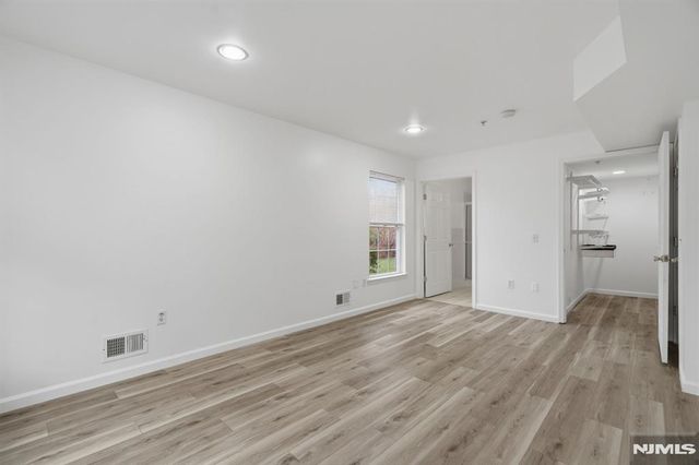 116 Chariot Court 116, Piscataway, NJ 08854