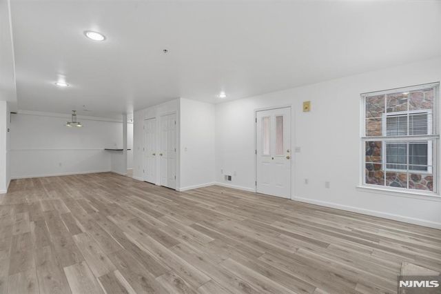 116 Chariot Court 116, Piscataway, NJ 08854