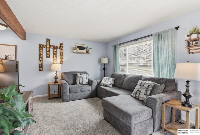 7513 S 88th Street, La Vista, NE 68128