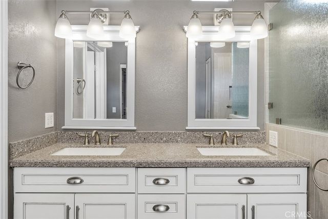 28064 Oakhaven Lane, Menifee, CA 92584