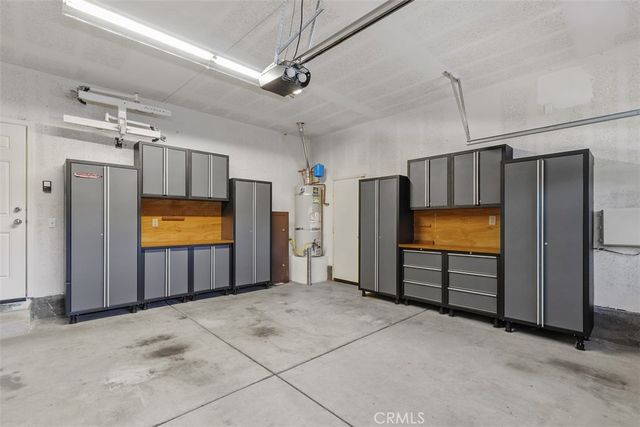 28064 Oakhaven Lane, Menifee, CA 92584