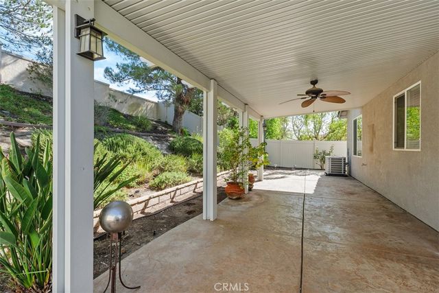 28064 Oakhaven Lane, Menifee, CA 92584