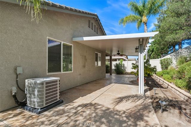 28064 Oakhaven Lane, Menifee, CA 92584