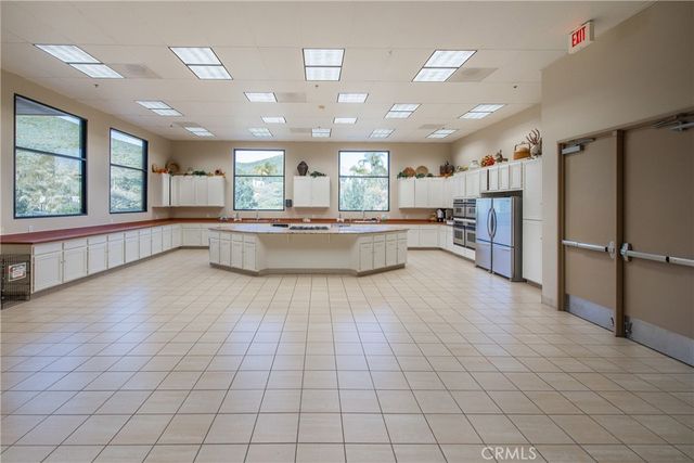 28064 Oakhaven Lane, Menifee, CA 92584