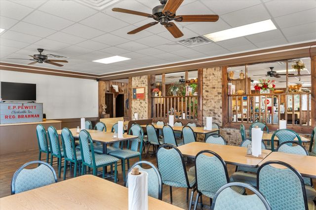 800 E Main Street, Omaha, TX 75571