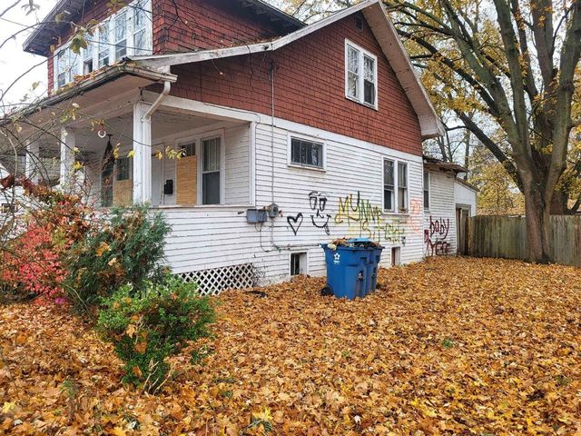 2012 March Street, Kalamazoo, MI 49001