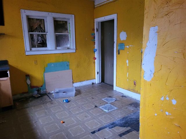 2012 March Street, Kalamazoo, MI 49001