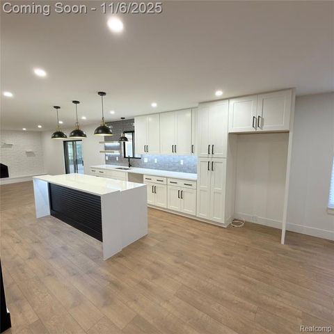 37037 Vita Marie Street, Clinton Township, MI 48036